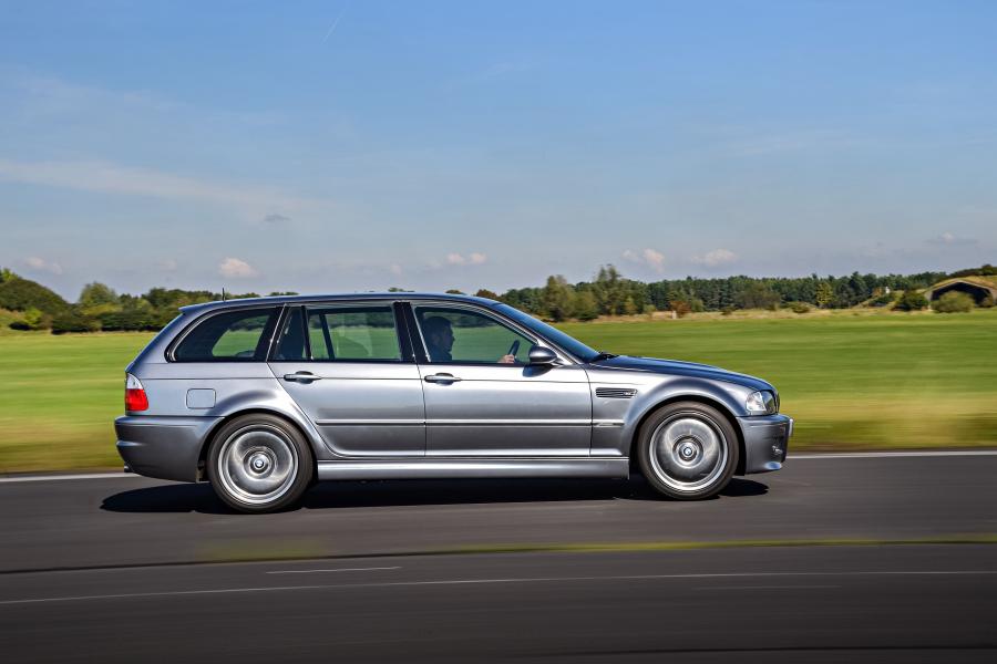  BMW M3 Touring Concept (E46) 2000 года  (фото 14 из 29)